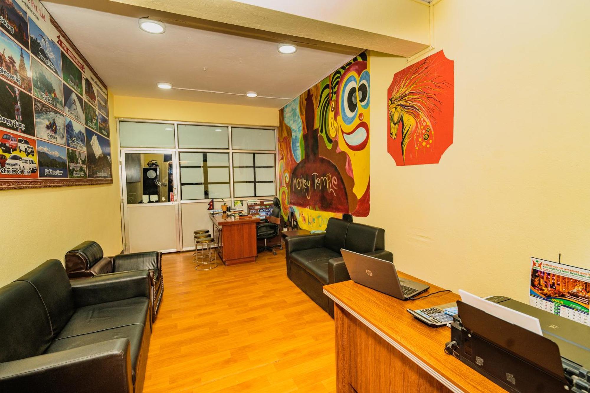 Rest Up Kathmandu Hostel المظهر الخارجي الصورة
